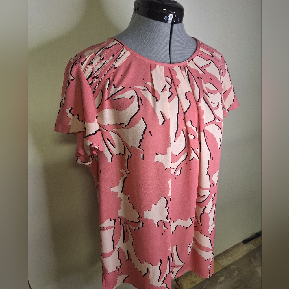 Liz Claiborne Pink Abstract Blouse Size Large